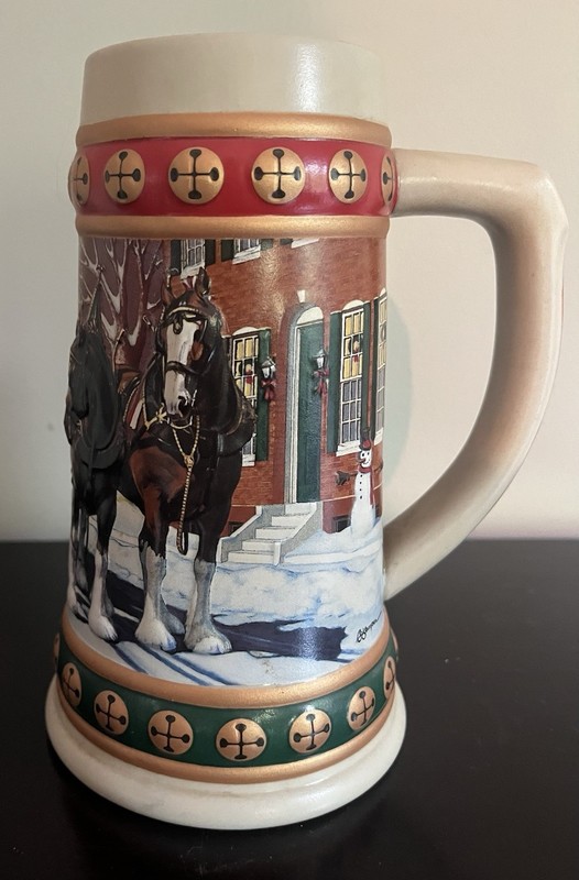 Vintage 1994 Budweiser Stein Holiday Mug COLLECTOR’S SERIES “Hometown Holiday”