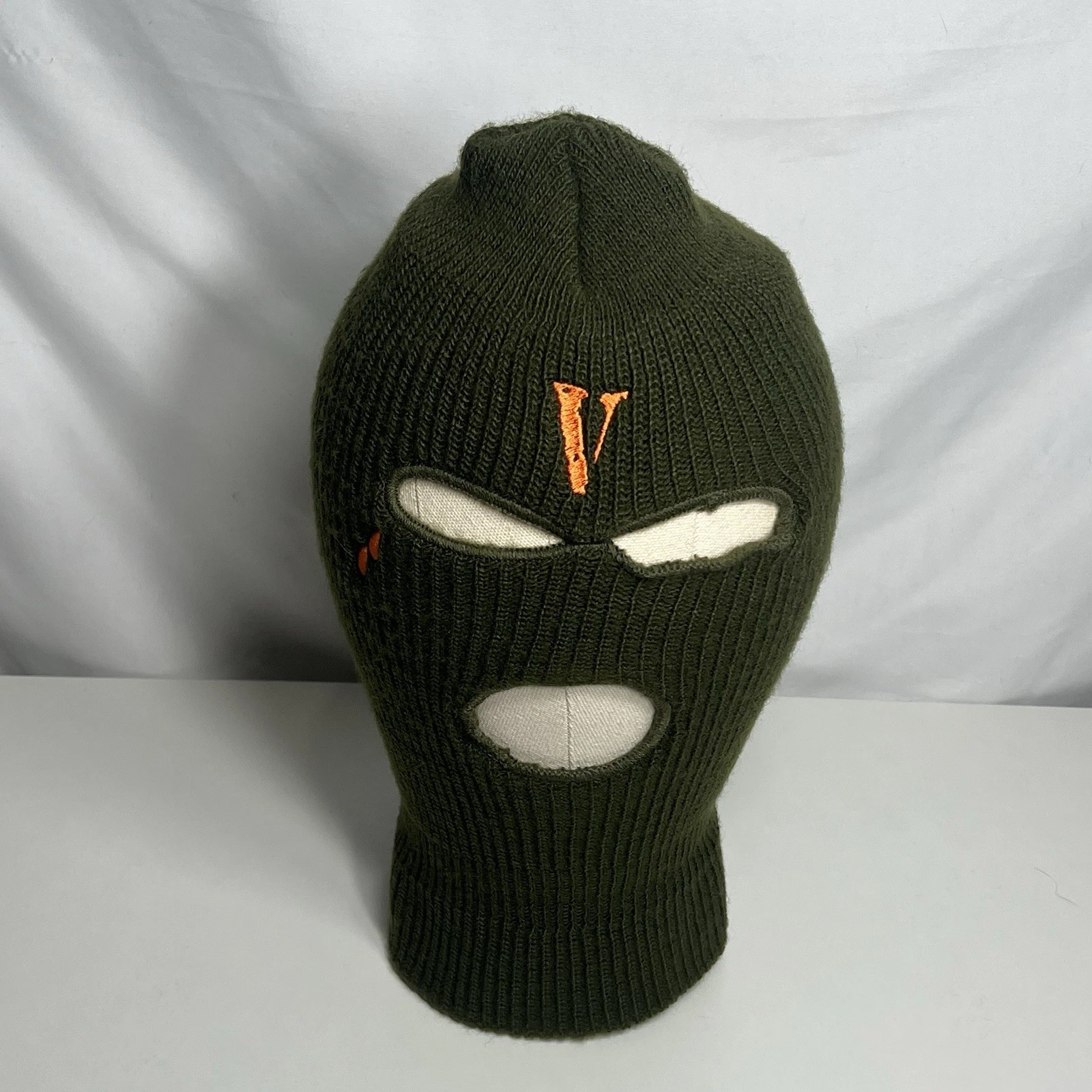 VLONE Men's SKI MASK BALACLAVA KNIT CAP Olive Green Preowned ￼
Opens in a new window or tab
