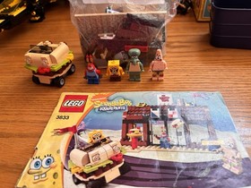 Lego 3833, Spongebob - Krusty Crab Adventures 75% complete set, w/ 4 figures