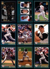2001 Topps Reds Almost Complete Team Set 8 - NM/MT 6651494 (29 / 32 cards)