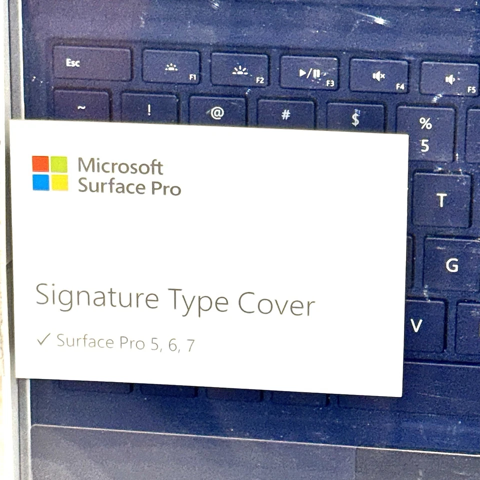 Teclado con cubierta tipo Microsoft Surface Pro usado en excelente estado para Surface Pro 7, Pro 6, 5 Foto 2 de 4