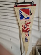 1982 NHL ALL-STAR GAME Wales CONFERENCE SIGNED HOCKEY PENNANT. Mike Bossy + 15