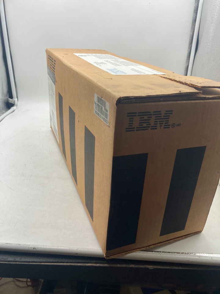 IBM 75P4055 black toner cartridge for the Infoprint Color 1354 and 1464 - Image 2 of 4