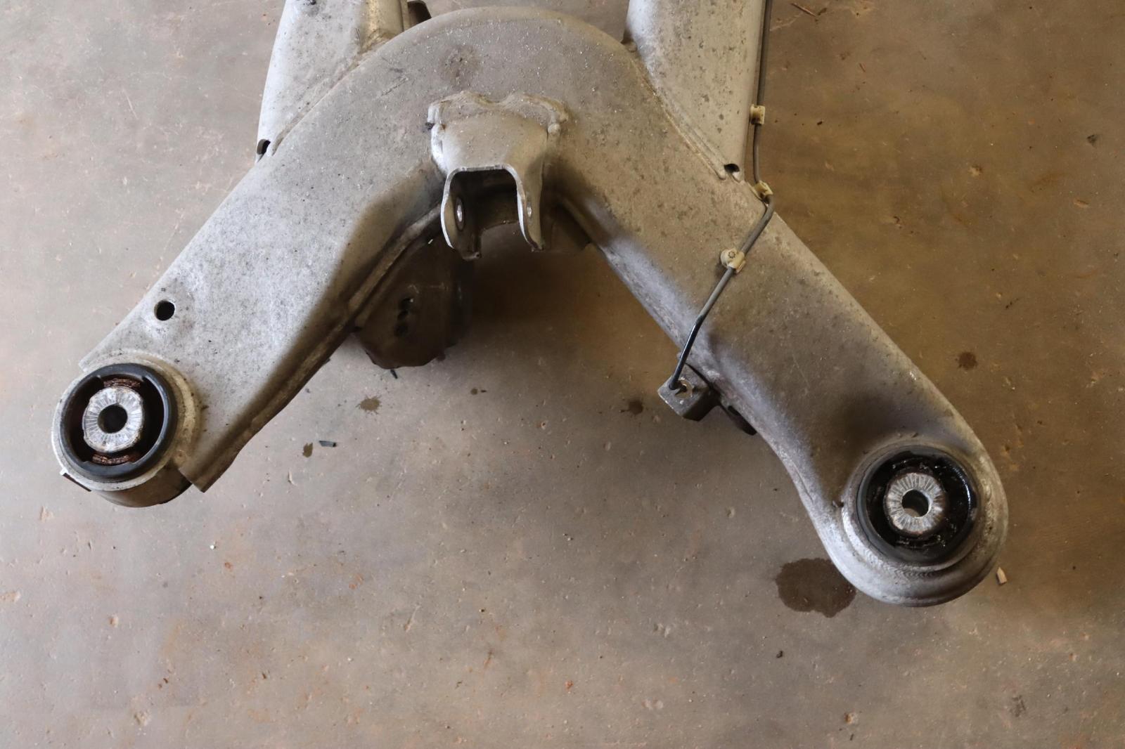 2003-2011 BENTLEY CONTINENTAL GT REAR SUSPENSION CROSSMEMBER SUBFRAME OEM