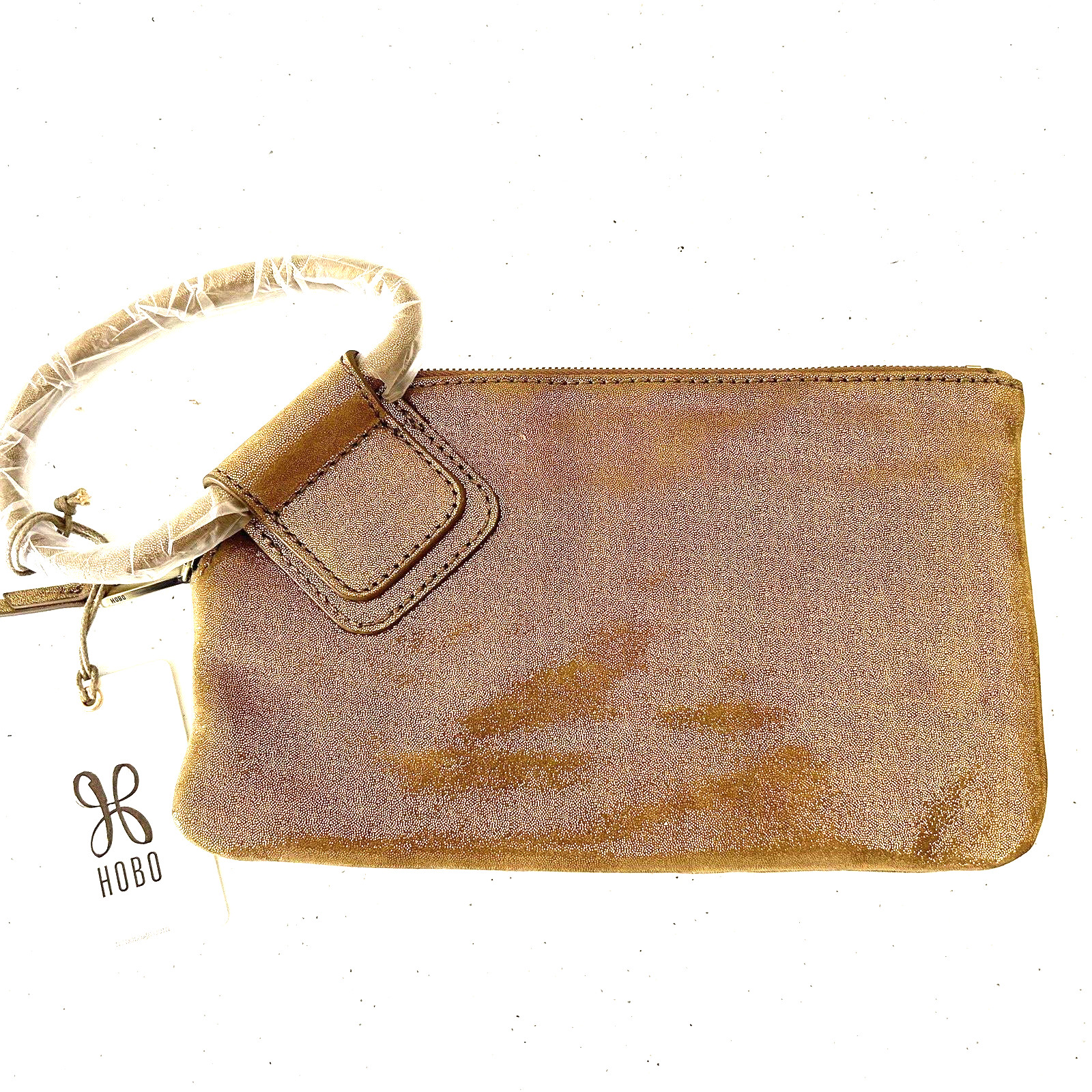 : Bolso sin asas de muñeca HOBO Sable de moda nuevo con etiquetas RP $138 cuero dorado brillante
