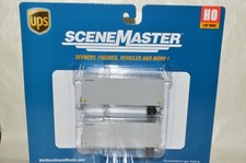 HO Walthers UPS United Parcel Service 28' container w/ chassis trailers set