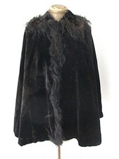 Antique Victorian thick heavy black velvet cape cloak spiky real fur collar trim