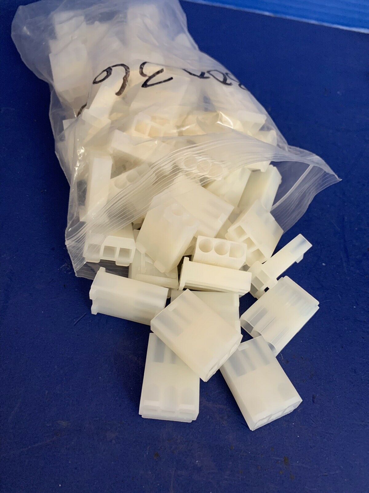 3 Position Rectangular Housing, Plug Connector, Nylon, Lot of 65+ | eBay