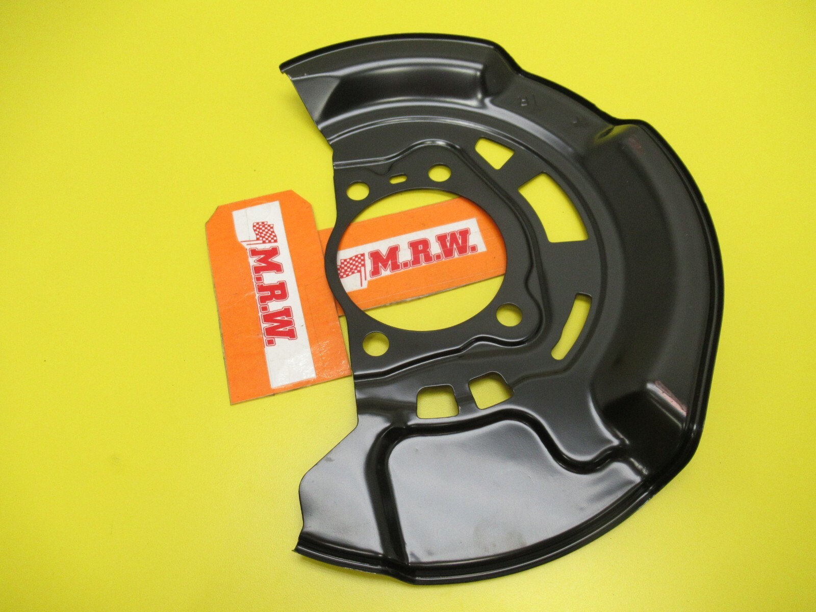 BRAKE CALIPER ROTOR TIN DUST SHIELD PASSENGER SIDE FRONT R oem TOYOTA