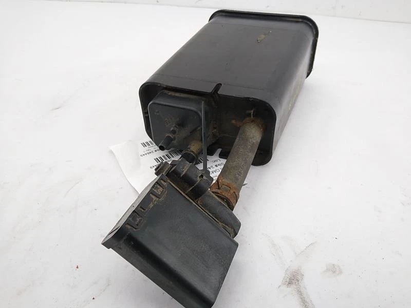 Pontiac Firebird Fuel Vapor Evap Canister Fits 1998 1999 2000 2001 2002 - Image 3 of 4