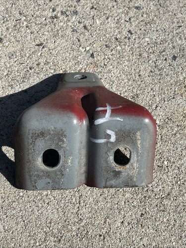 98-02 CAMARO OEM LH & RH SIDE FENDER MID & UPPER MOUNTING BRACKETS 4 TOTAL - Picture 5 of 9