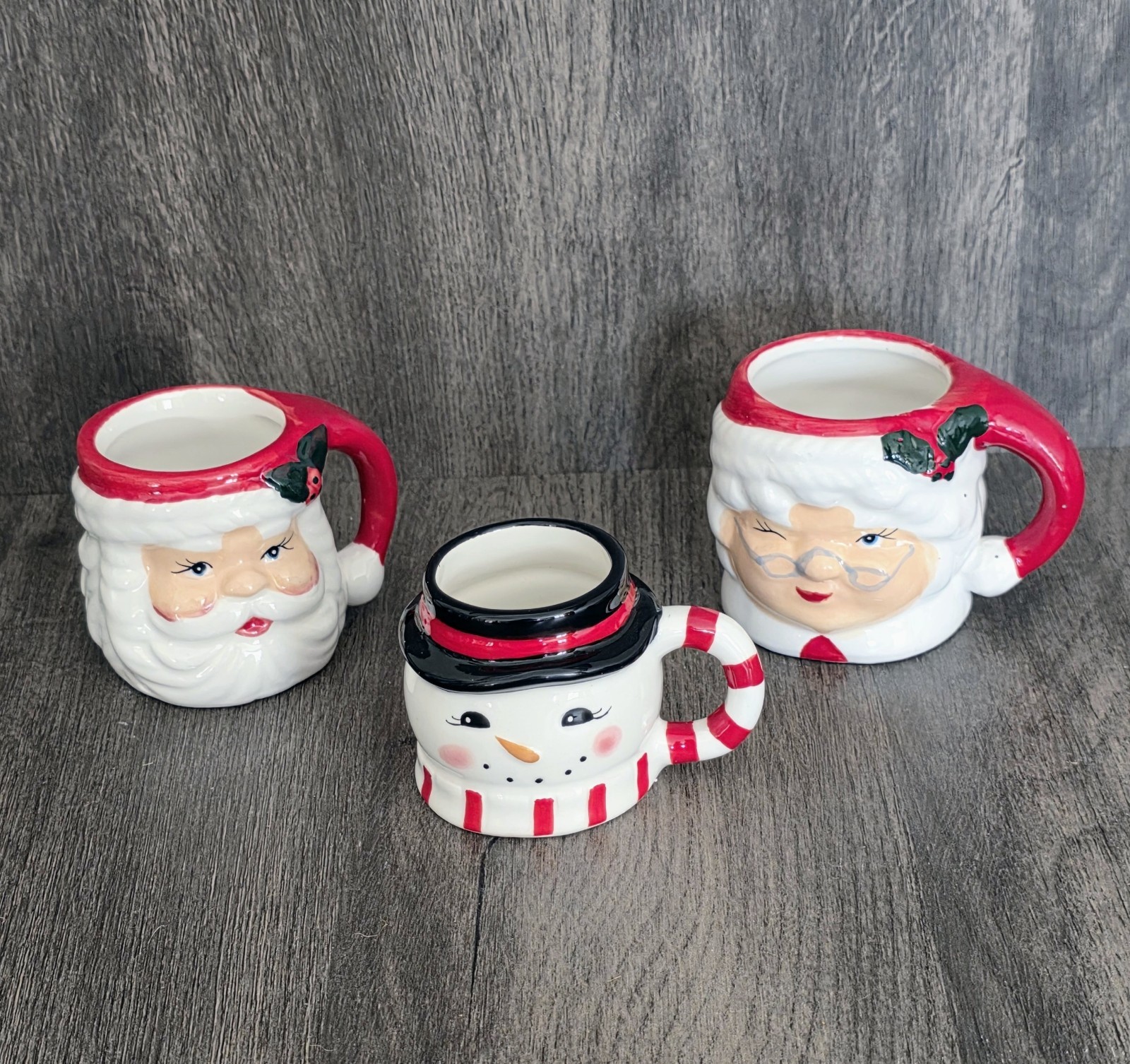 Set of 3 Mini Christmas SLEIGH BELL BISTRO Winking Santa Snowman Mugs