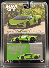 Mini GT Lamborghini Revuelto Verde Selvans 789 1:64