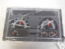 New Old Stock Chevy Gmc P Series Van Speedometer Cluster 16167135 Kph Dsl Engine
