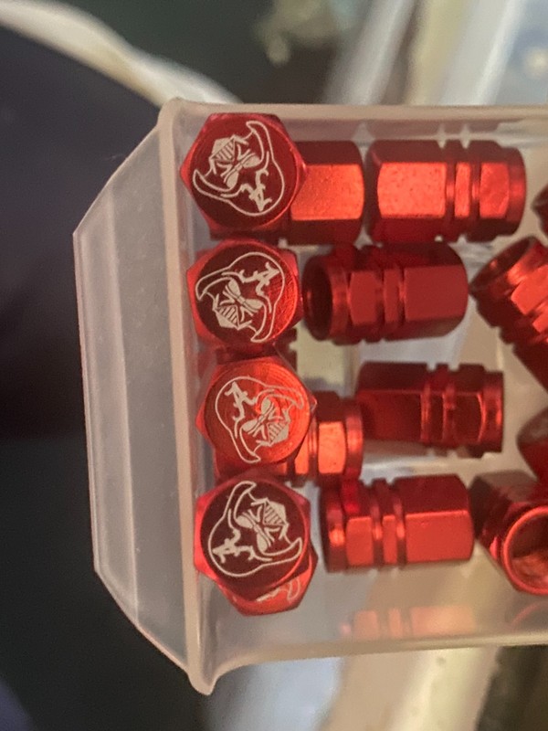 Alabama Crimson Tide Wheel Tire Valve Stem cap Covers 4 Pc set