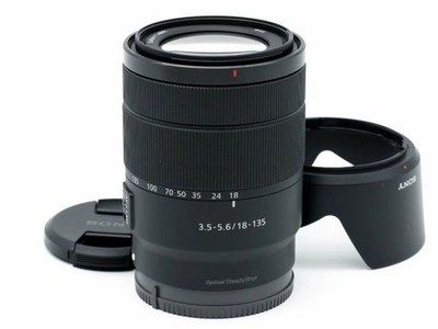 Sony E 18-135mm F3.5-5.6 OSS AF Standard Zoomobjektiv mit Haube SEL18135 aus ...