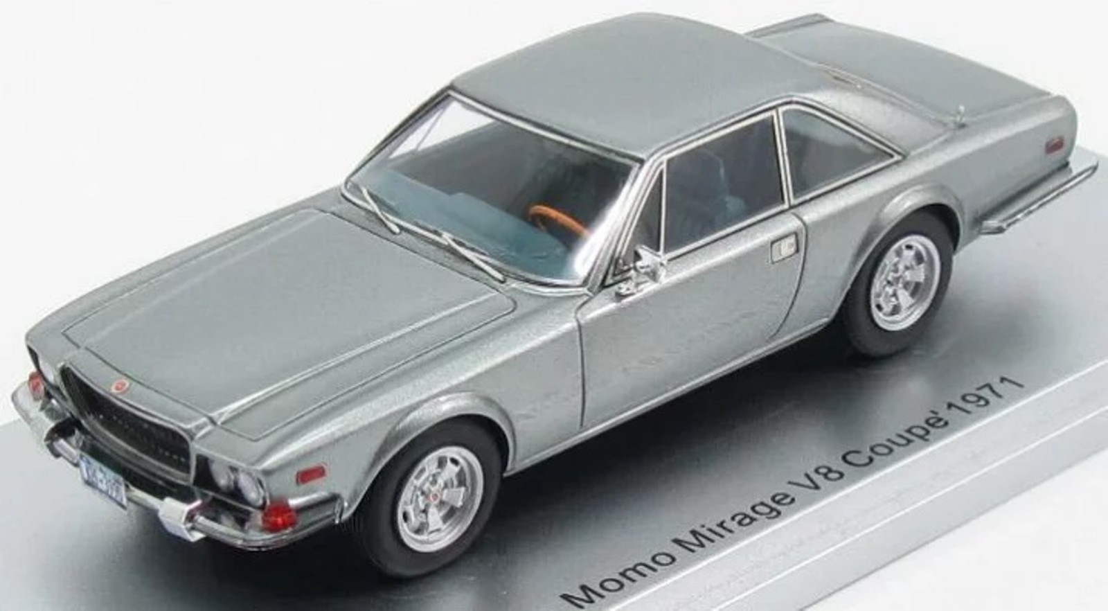 Momo Mirage V8 Coupe 1971 Kess 1/43, l'atout élégance pour sublimer votre vitrine