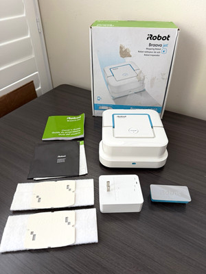 iRobot Braava jet 240 Robotic Mop, Cordless Bluetooth, Charger Battery Pad