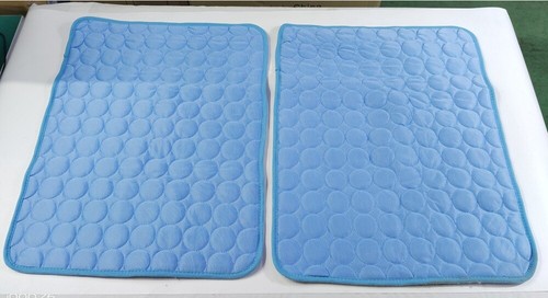 2X 62*50cm Alfombra de refrigeración para perro gato Manta de refrigeración automática Estera de refrigeración Estera de hielo - Imagen 14 de 15