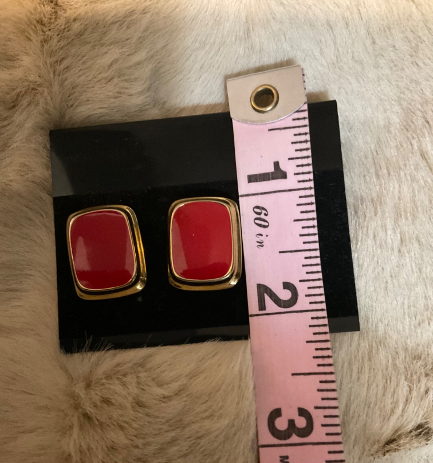 Vintage stud earrings rectangular shape gold tone… - image 10