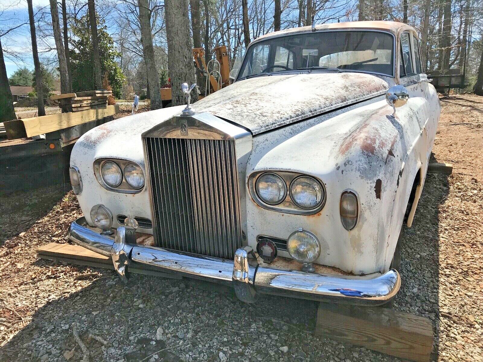 ROLLS ROYCE CLOUD PHANTOM, BENTLEY FUEL / GAS CAP. WORLDS LARGEST USED INVENTORY