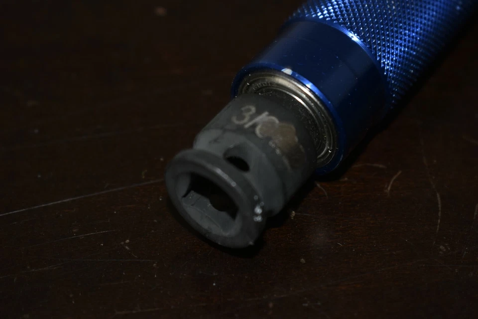 Lot of 2-3/8 Drive Auxiliary Impact Socket Extension Bar (roller bearing handle) - Image 2 of 3