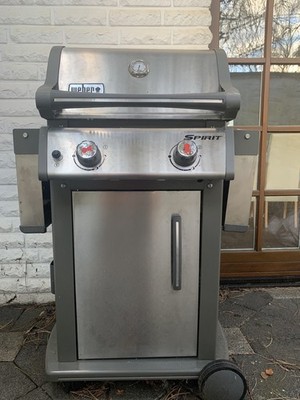 Weber Spirit Nur 3 Mal Benutzt mit Abdeckhaube&Grillbestek Top Zustand !
