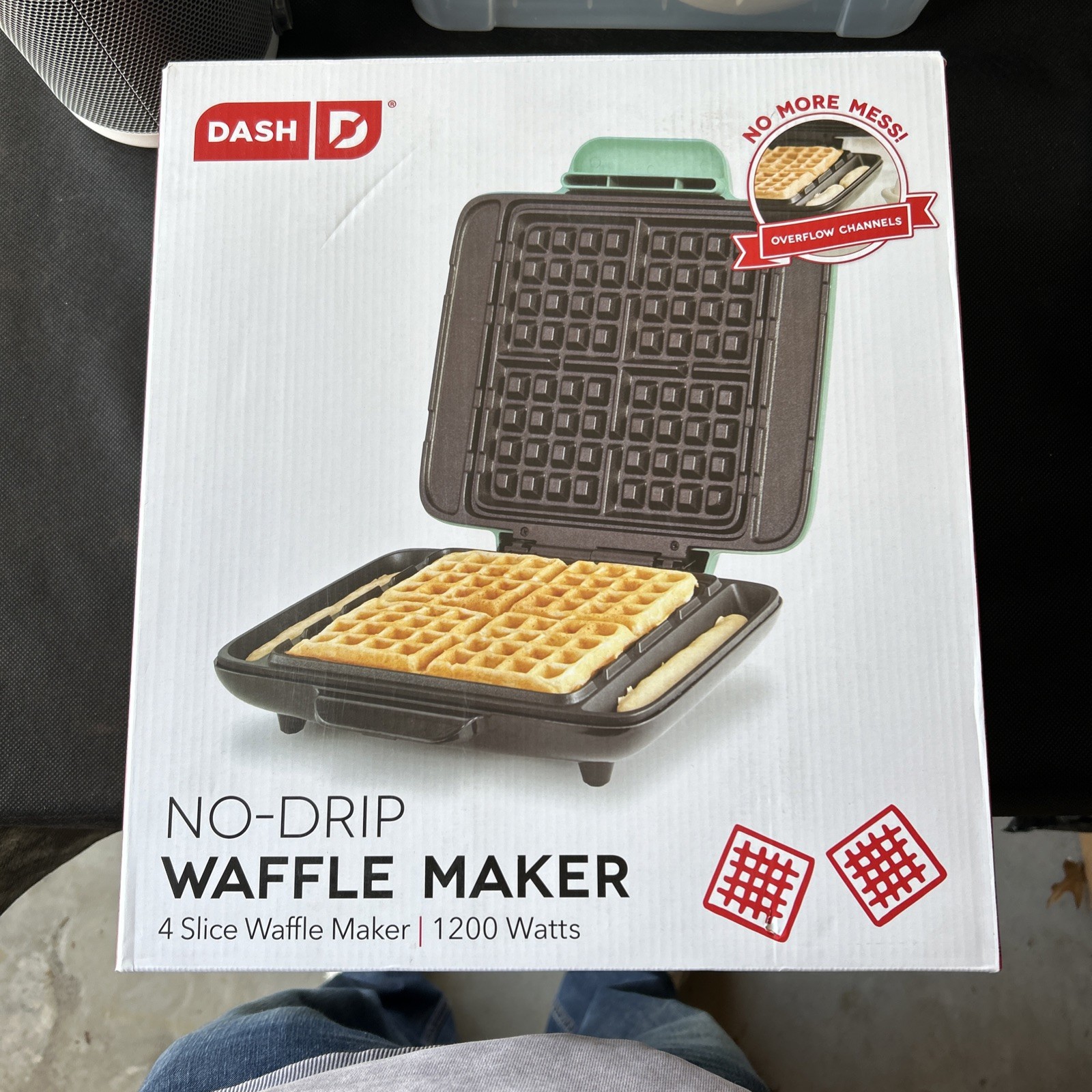 Dash No-Drip Waffle Maker Non-Stick Easily Wiped Clean 1200 Watt- Graphite NEW