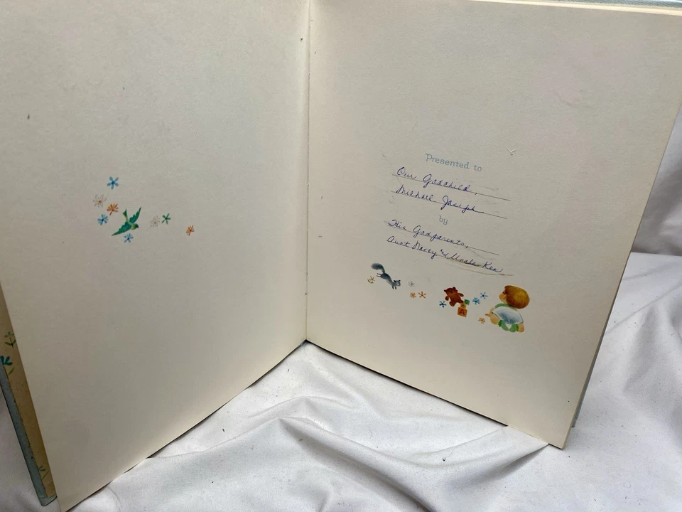 Libro de recuerdos de recuerdo de bebé - género neutro - peldaños a siete álbum de recortes Foto 3 de 4