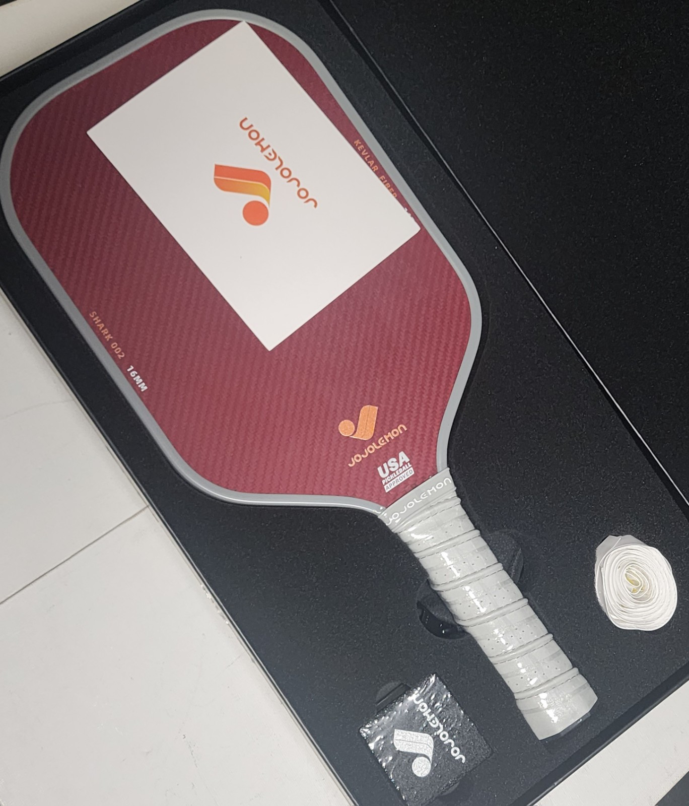 JOJOLEMON RED Carbon Fiber Pickleball Paddle 16mm Polymer Core