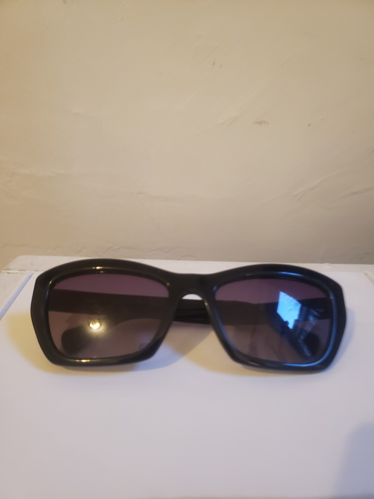 Ferragamo Women's Square Rectangular Sunglasses B… - image 1