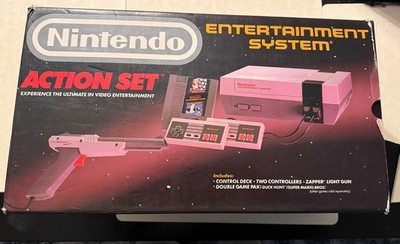 NES Action set Console Complete In Box+3 Inserts Mario/Duck Hunt *UNTESTED*