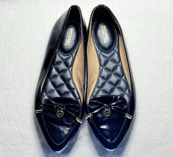 Michael Kors Black Patent Ballet Flats MK Charm Bow Quilted Insole 8M / 38.5