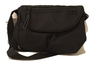 lululemon festival crossbody bag
