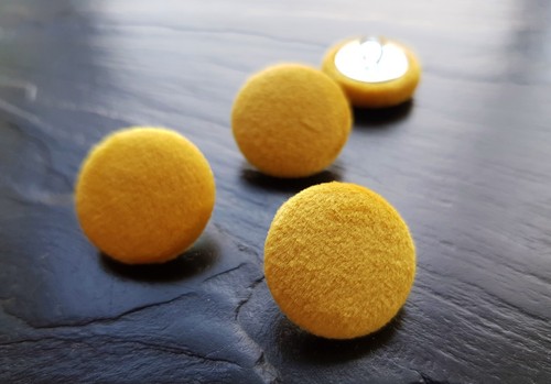 Yellow velvet buttons, Fabric Covered Buttons 14, 19, 23, 25 or 31mm in packs - Picture 10 of 16