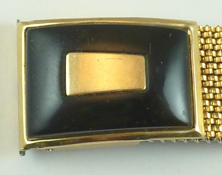 Picture 7 of 10