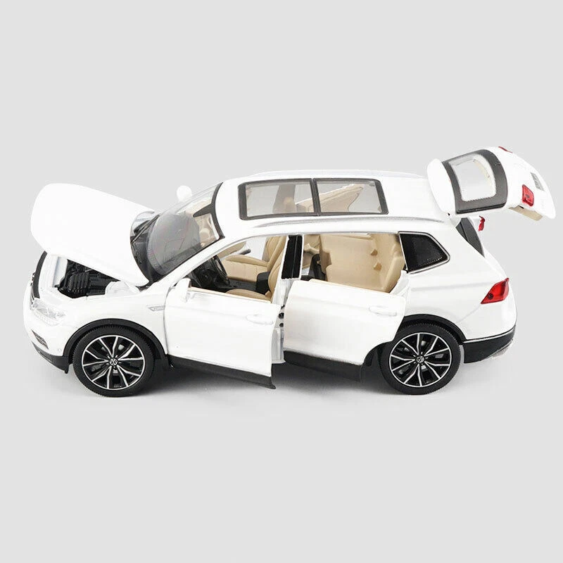 1:32 Tiguan L Collection Metal Vehicle Toys Diecast Car Kids Alloy Model Gifts - Image 4 of 4