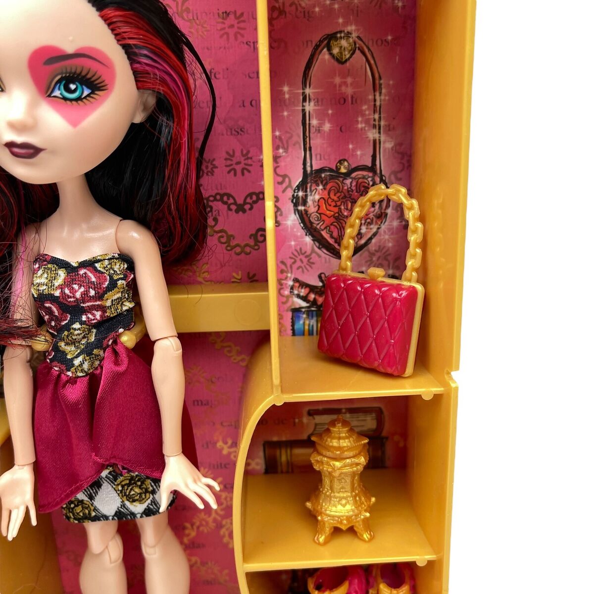 Lizzie Hearts Spring Unsprung prototype! (Credit: travelling.doll.emporium)  : r/EverAfterHigh