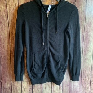 black zip up sweater