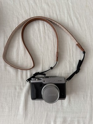 Fujifilm X30 Compact Camera 12MP 4x Zoom Wi Fi Flash Silver/Black Case