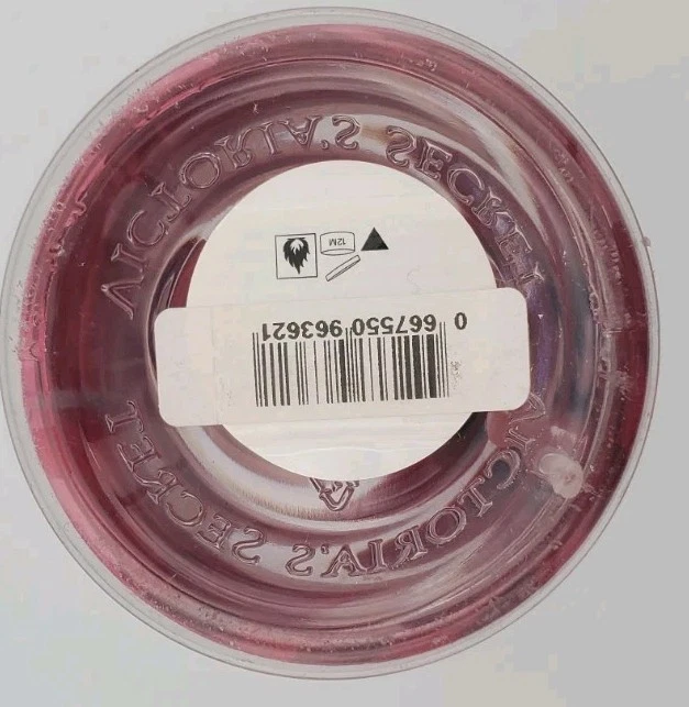 Bruma de fragancia Victoria's Secret Crimson Berries edición limitada 8,4 oz Foto 3 de 4