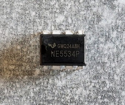 10 Stück NE5534P Operationsverstärker