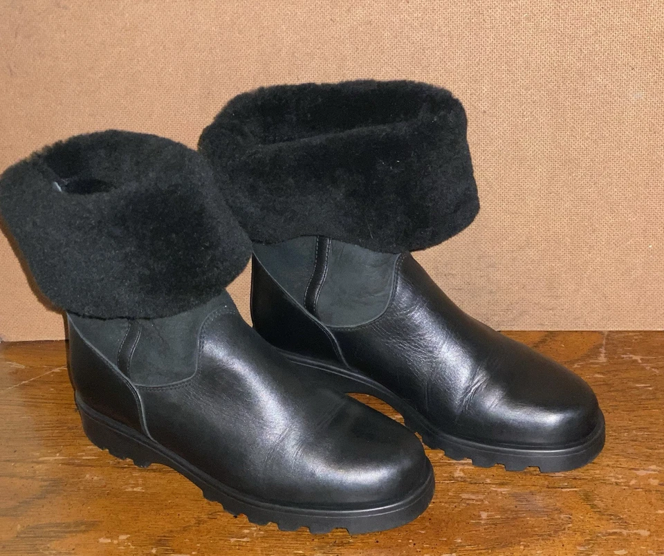 La Canadienne Size 7.5M Women’s Black Leather Shearling Lined Winter Warm Boots - Image 4 of 4