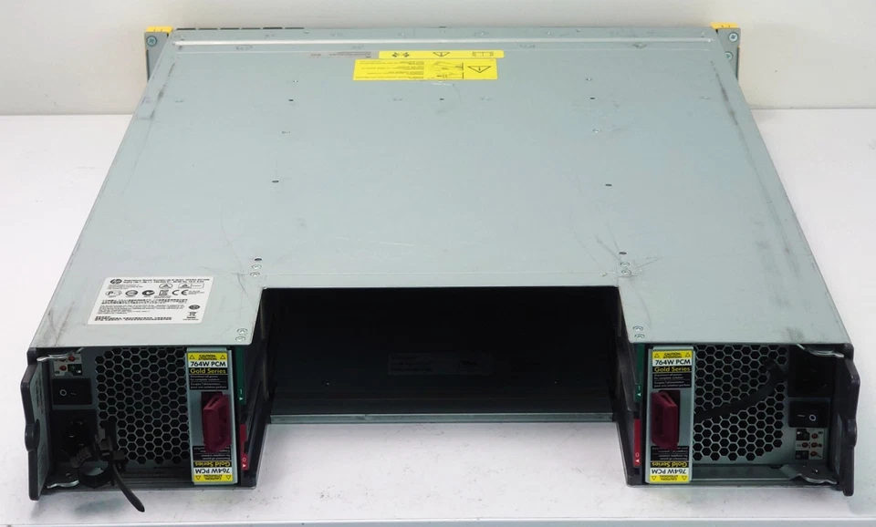 HP 3PAR StoreServ 7400 2U 24x Bay SFF 2,5'' Storage 2xPSU 6xBlanks no Controller - Bild 4 von 4