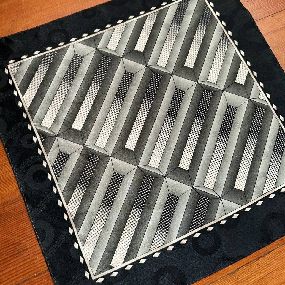 Безымянный 100% шелковый носовой платок сделано в Корее вручную свернутый винтажный карманный шарф - Изображение 3 из 4