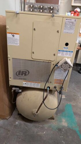 Ingersoll Rand Schraubenkompressor mit Trockner - 7,5 PS - 125 PSI - 80 Gallonen - Bild 4 von 14