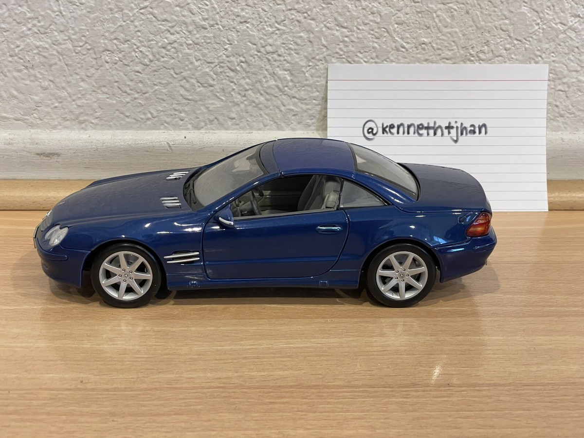 Modèle Réduit Maisto 1/18 - Mercedes Classe SL Cabriolet Bleue - Occasion
