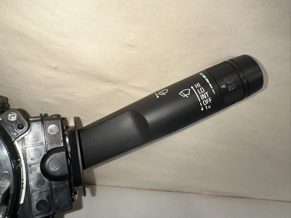 Chevrolet Volt 2015 - 2018 Wiper Switch and Turn Signal Switch OEM — 第 4/4 张图片