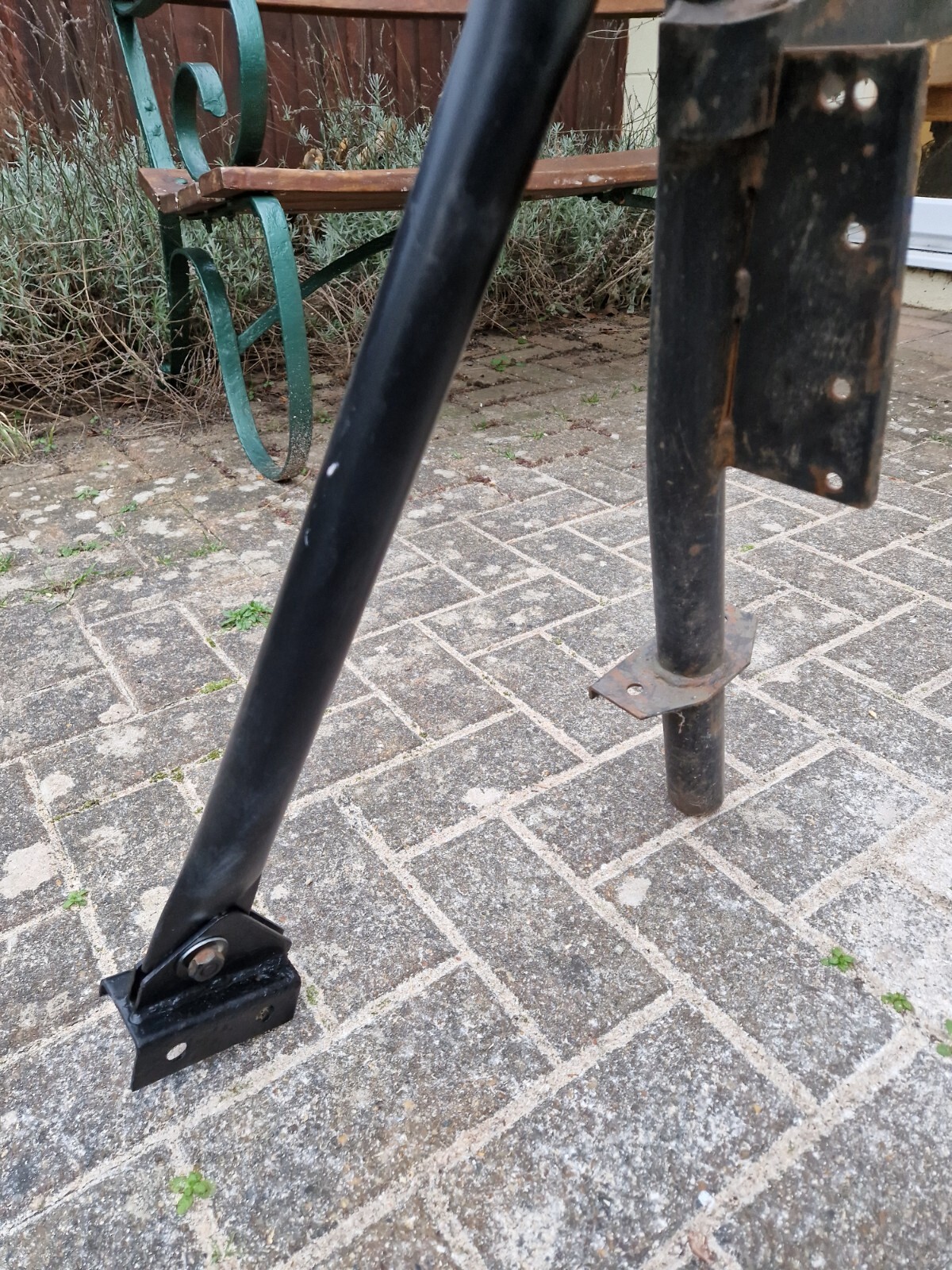 Safety devices Military Seat Belt Bar ROLL CAGE FOR DEFENDER. Softop