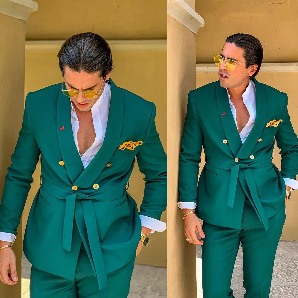 Mens suits hotsell muscle fit